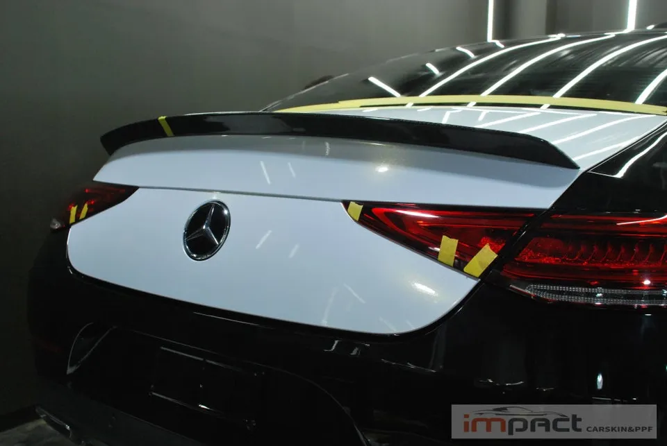 Mercedes-Benz CLSのカーラッピング事例|費用目安・仕上がり 施工写真 2-2