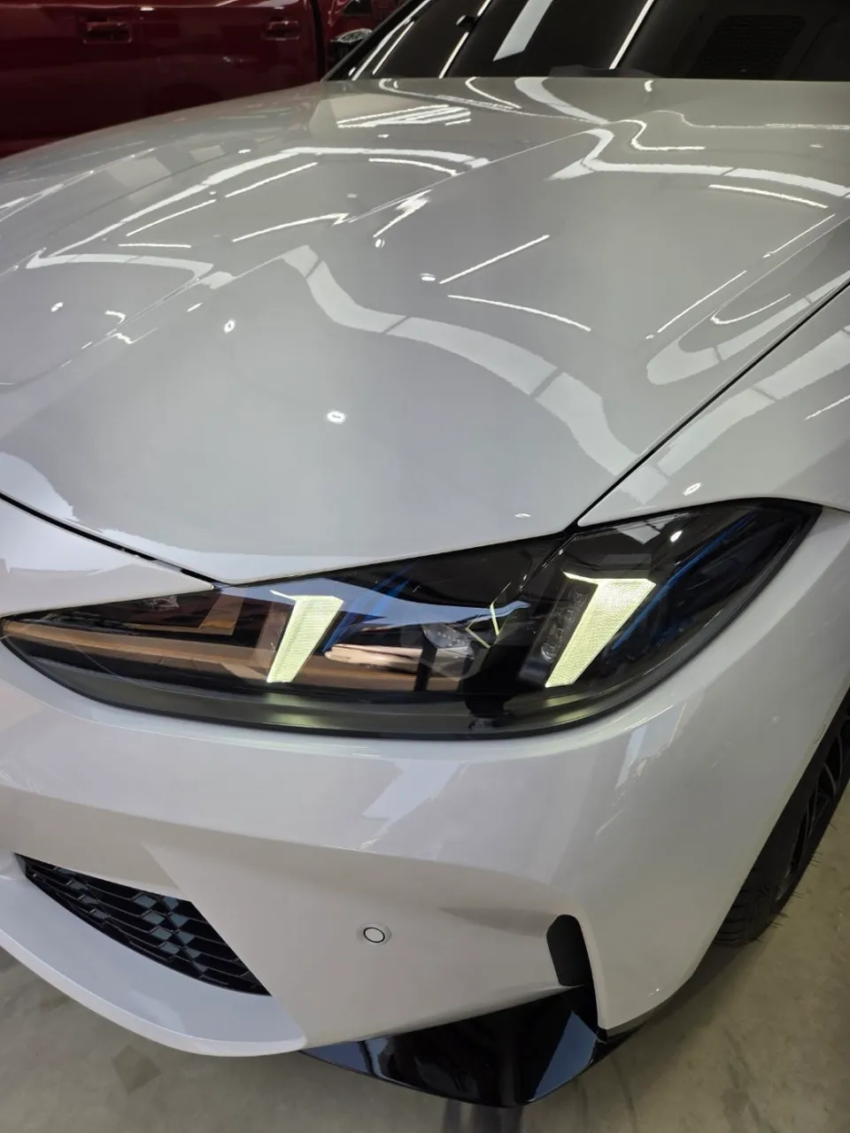 BMW M4のPPF施工事例|飛び石傷から愛車を保護 施工写真 2-1