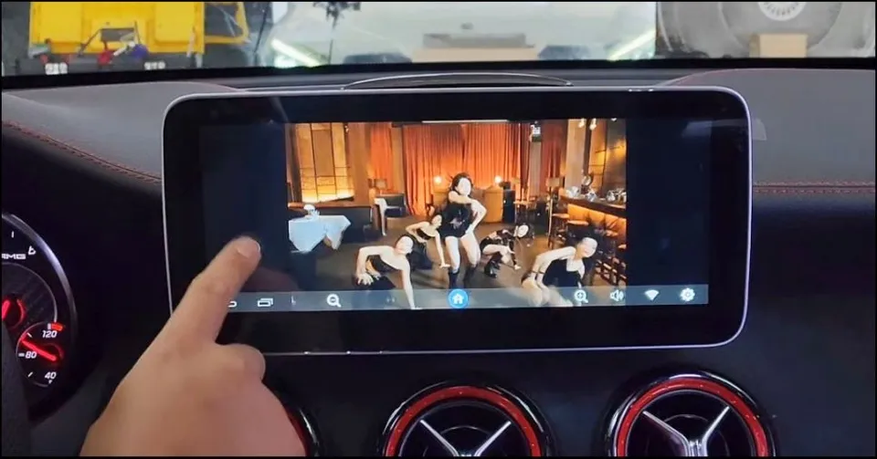 Mercedes-Benz CLA 45 AMG android system - Mercedes-Benz CLA 45 AMG Android Head Unit Review — High-Res Upgr photo 4