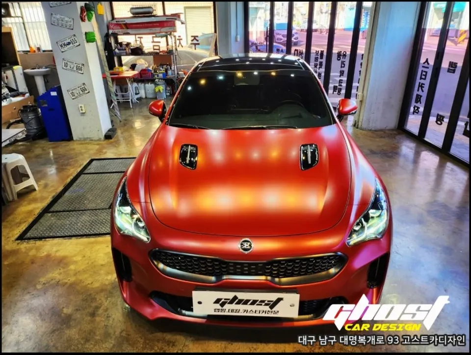 Kia Stinger Vinyl Wrap Review — 3M Satin Vampire Red Transform photo 2