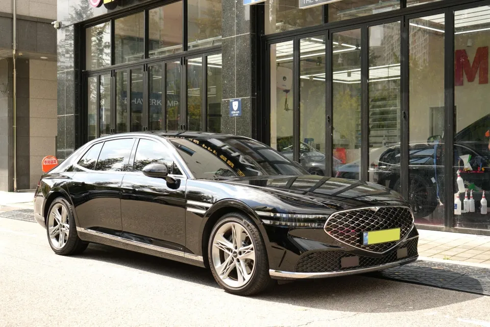 Genesis G90, GV80, G80, GV70, G70, GV60 window tinting - Genesis Window Tinting Review: G90, GV80, G80, GV70, GV60 photo 4