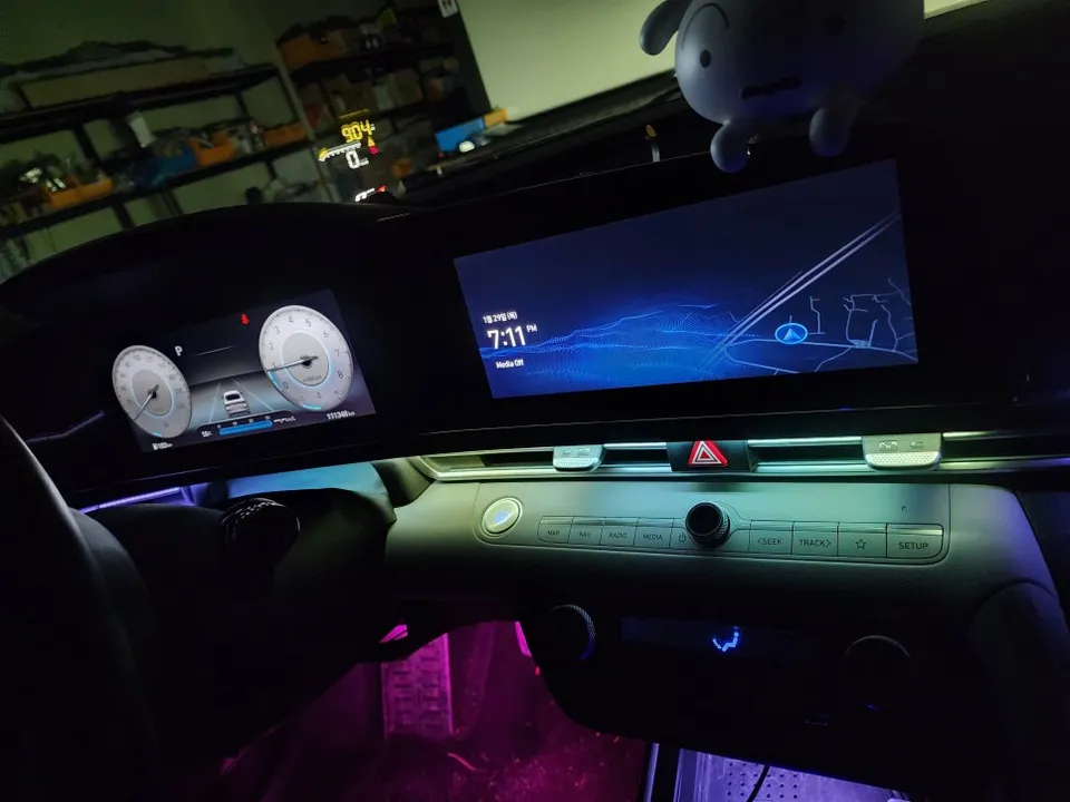 Hyundai Elantra ambient lighting - Hyundai Elantra Ambient Lighting Review - Seamless Interior LED U photo 3
