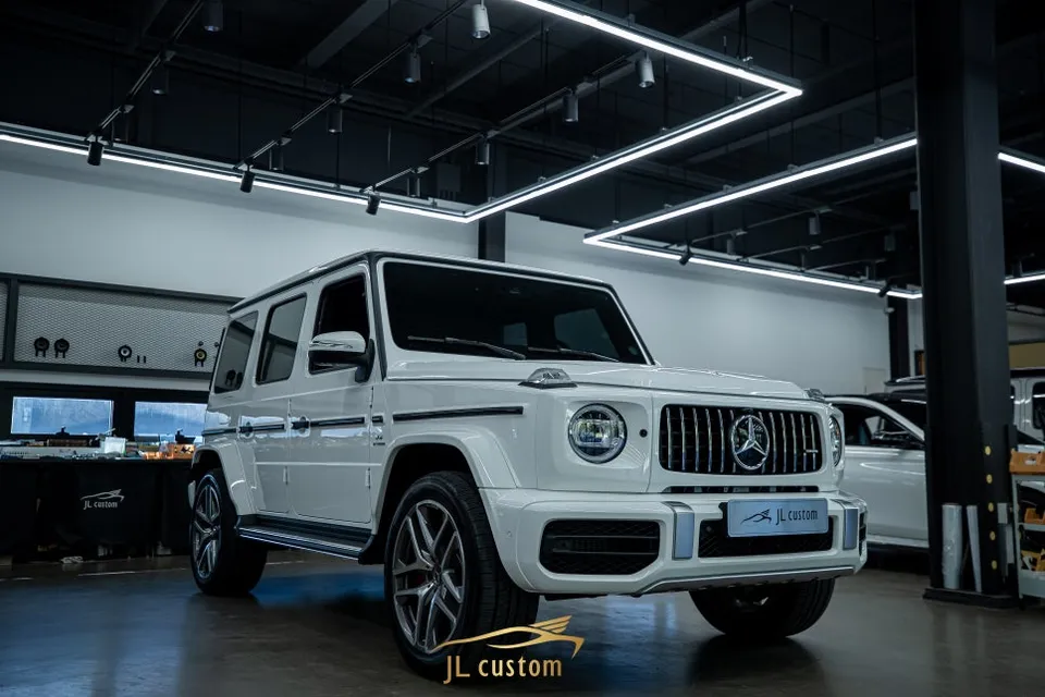 Mercedes-Benz G-Wagon body kit installation result