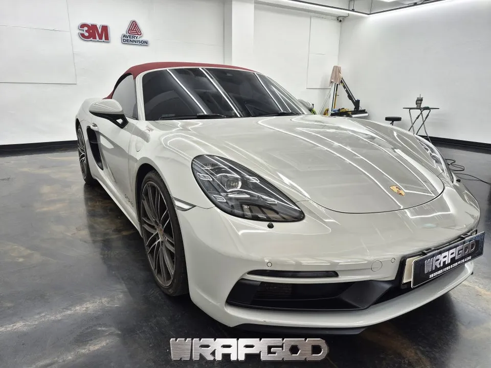 Porsche BoxsterのPPF施工事例｜費用目安・仕上がり 施工写真 2-1