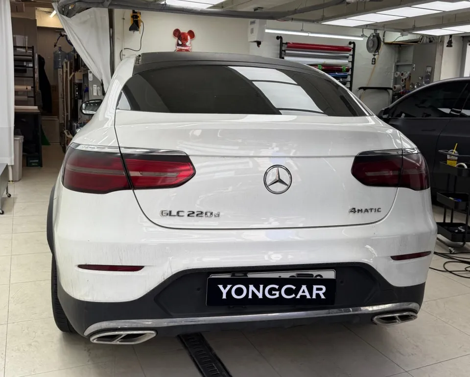 Mercedes-Benz GLCのカーラッピング事例|費用目安・仕上がり 施工写真 2-1