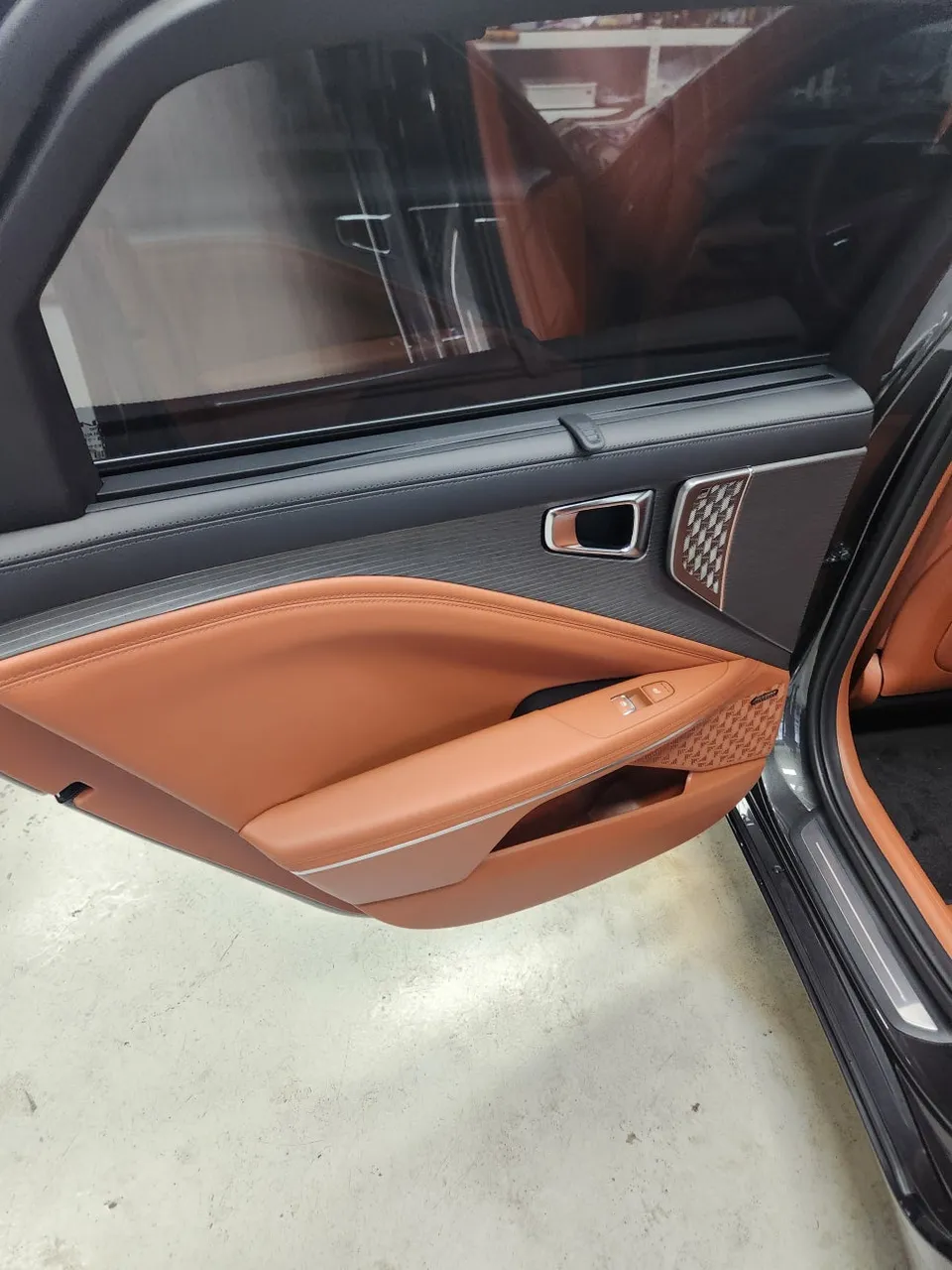 Kia K8 PPF施工事例|韓国での実例紹介 施工写真 2-3