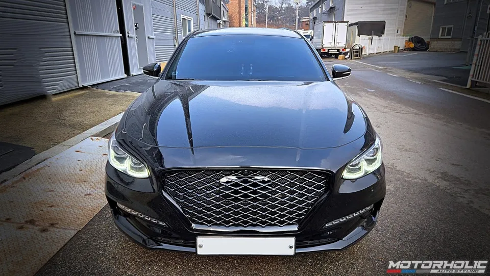 Hyundai Grandeur IGのカーラッピング事例 写真