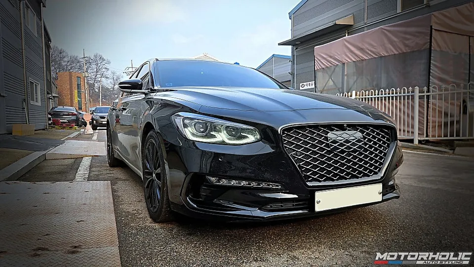 Hyundai Grandeur IG vinyl wrap - Hyundai Grandeur IG Vinyl Wrap Review: All-Black Style photo 4