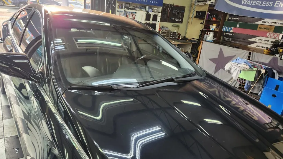 Hyundai Grandeur HGのカーフィルム施工事例|費用目安・仕上がり 施工写真 3-1