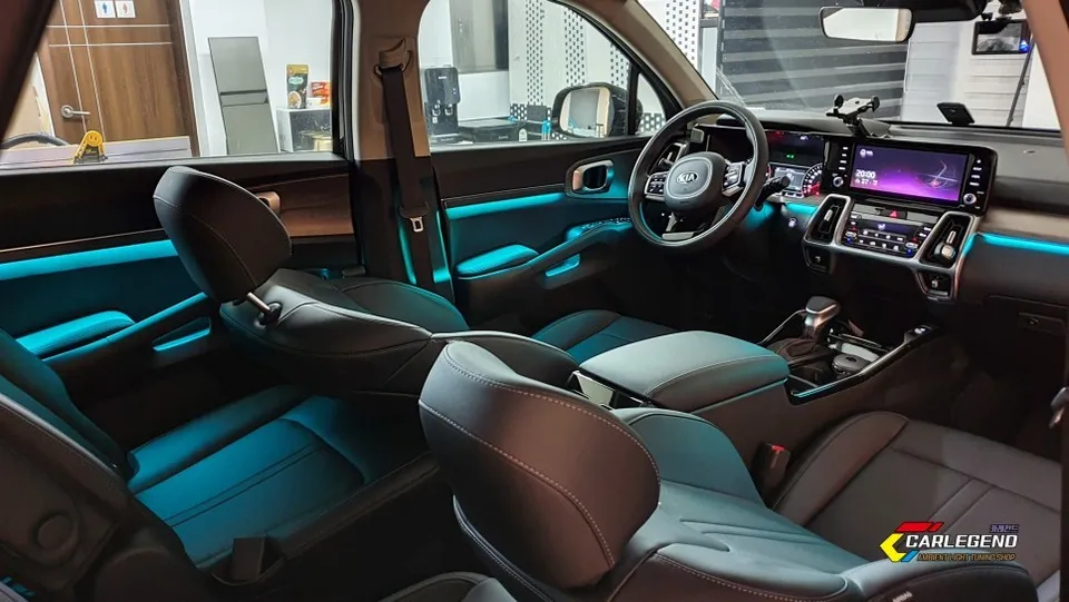Kia Sorento other - Kia Sorento Ambient Lighting Service Review — Premium photo 4