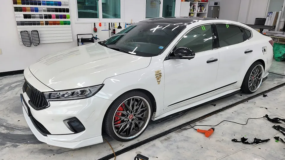 Mercedes-Benz S-Classのカーラッピング事例 施工写真 5