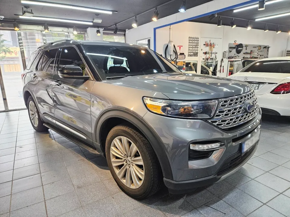 Ford Explorer 2nd Row Recliner Review — Enhanced Comfort