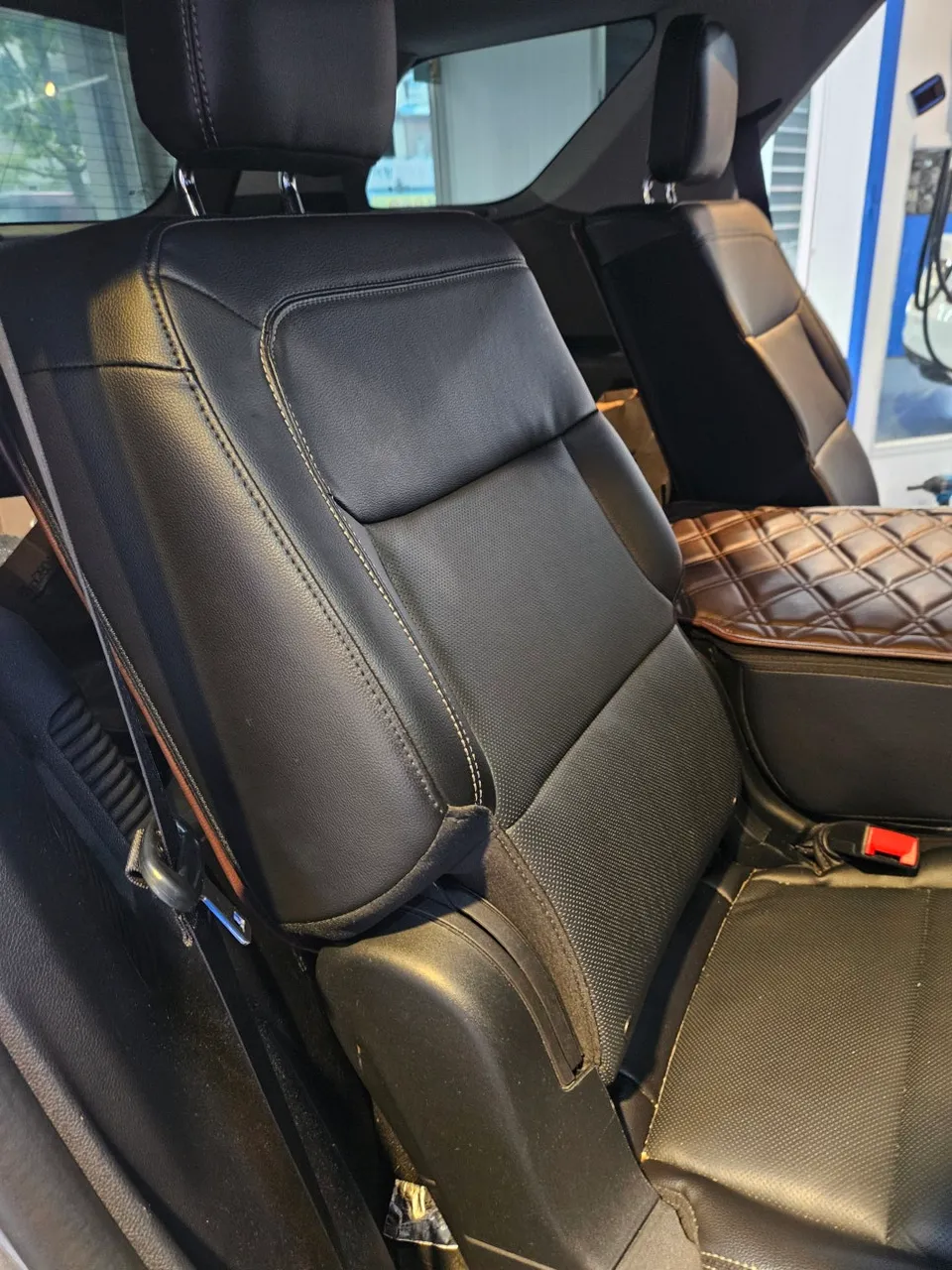 Ford Explorer interior customization - Ford Explorer 2nd Row Recliner Review — Enhanced Comfort photo 3