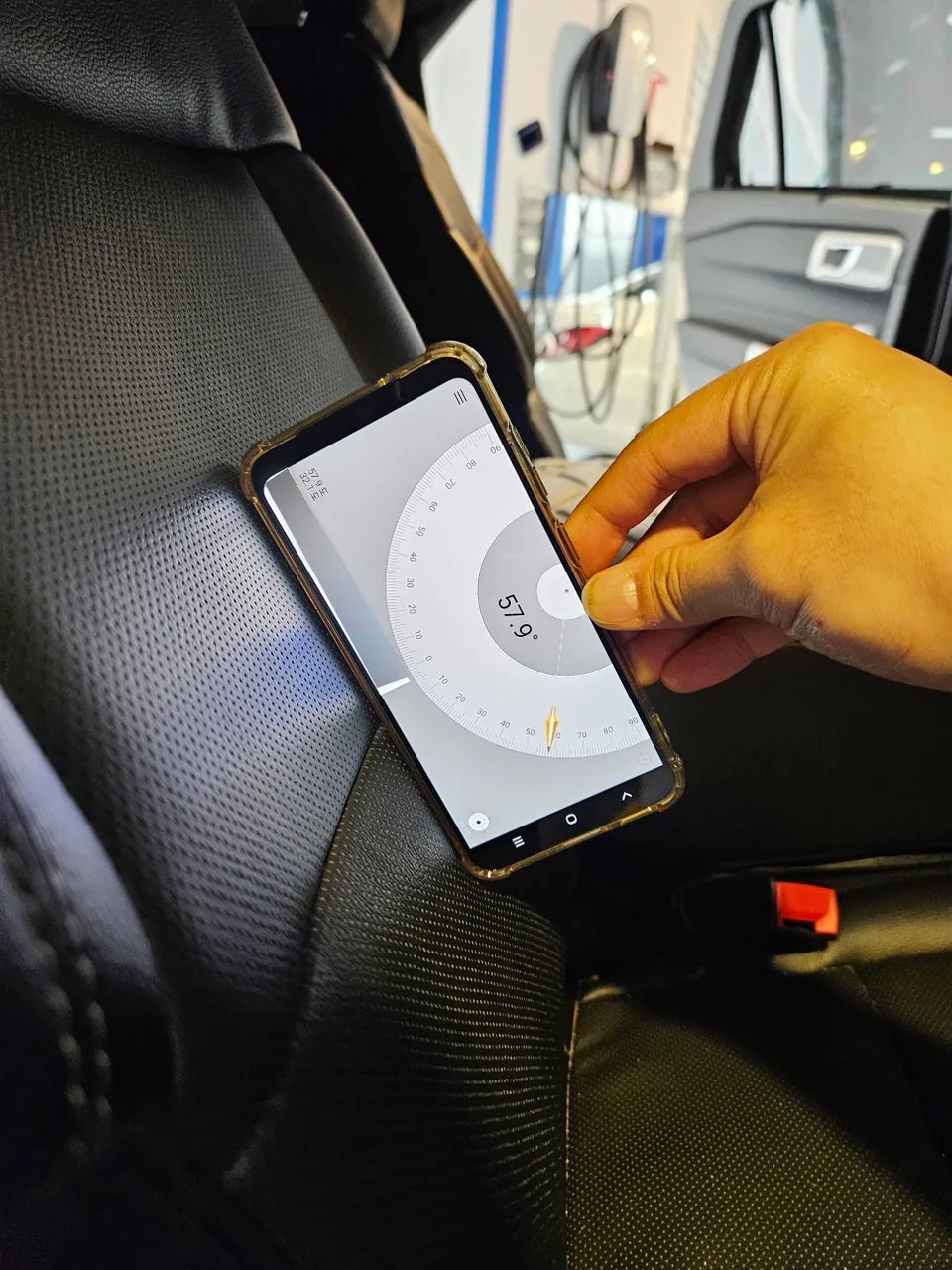 Ford Explorer interior customization - Ford Explorer 2nd Row Recliner Review — Enhanced Comfort photo 4