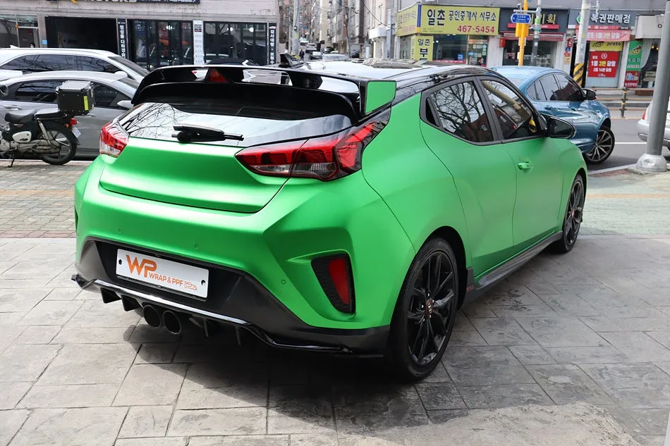 Hyundai Veloster JSのカーラッピング事例｜エメラルドグリーンクロム 施工写真 3-2