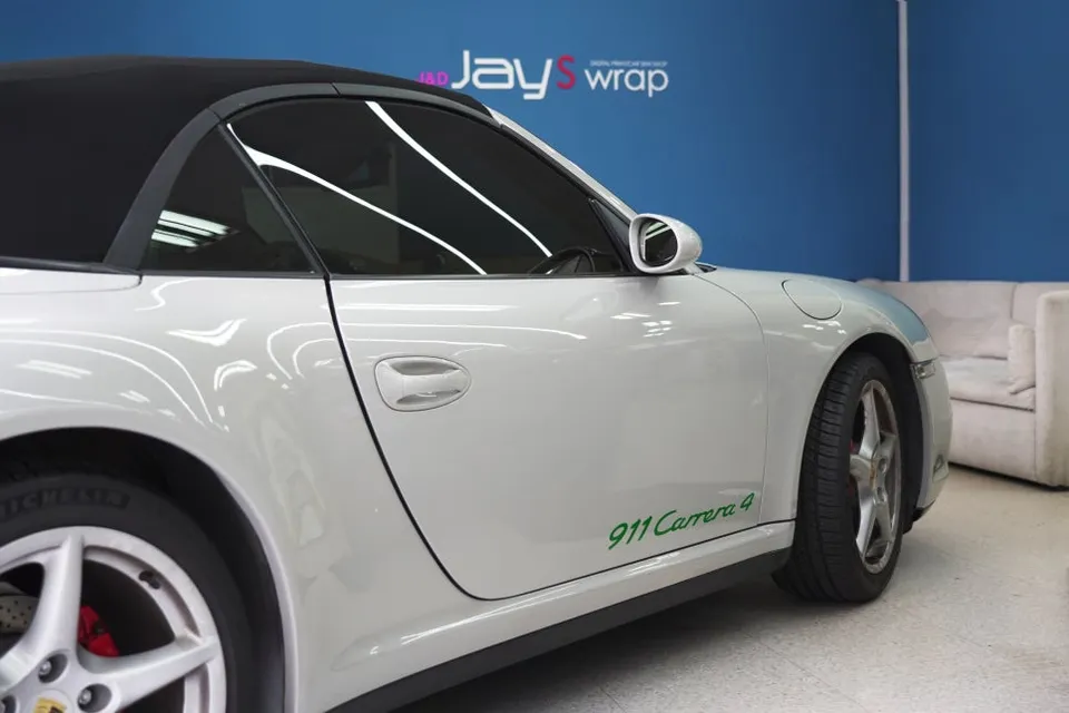 ポルシェ911カレラ デカール施工事例｜費用目安・仕上がり 施工写真 1-3