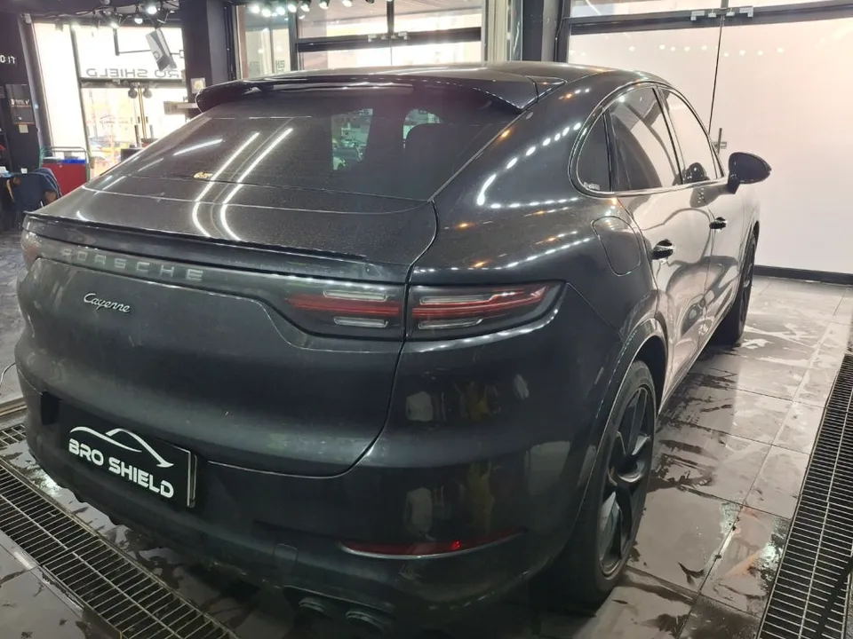 Porsche Cayenne paint correction - Porsche Cayenne Paint Correction & Glass Coating Review photo 6