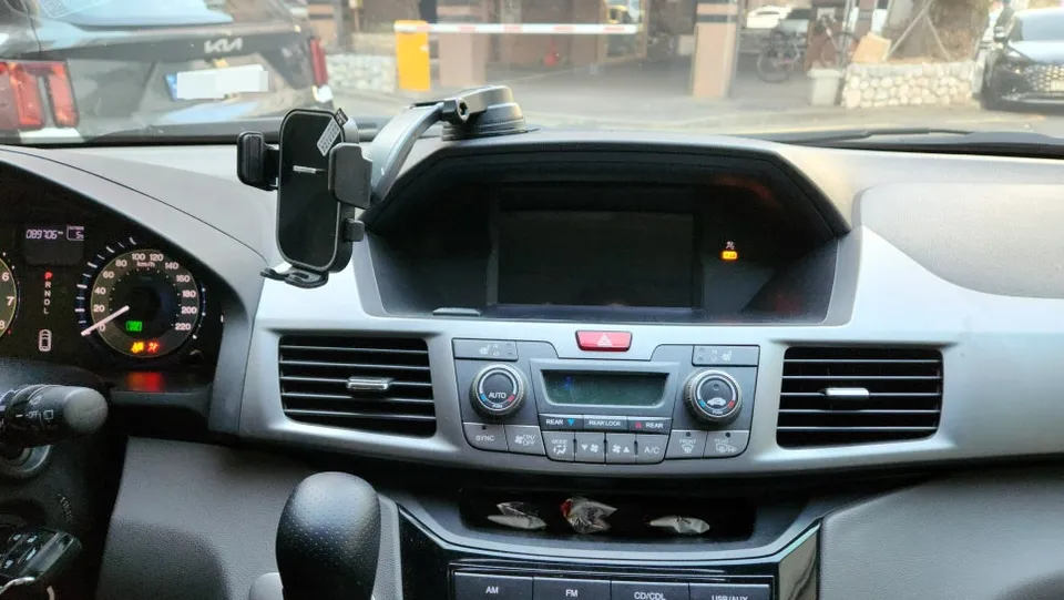 Honda Odyssey oem options installation result