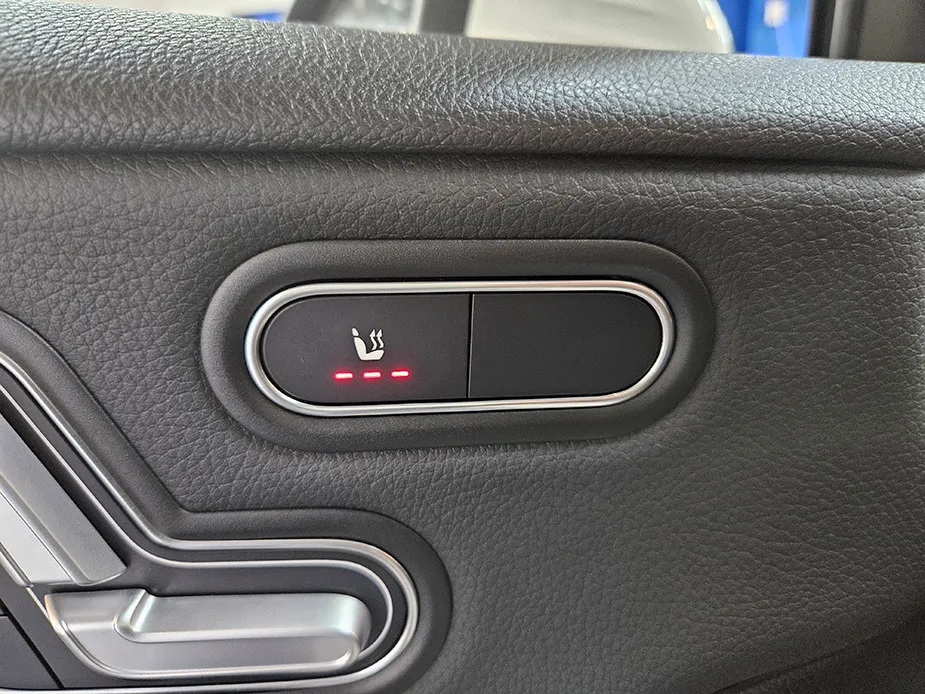 Mercedes-Benz A-Class seat ventilation - Mercedes-Benz A-Class Seat Climate Upgrade Review photo 5