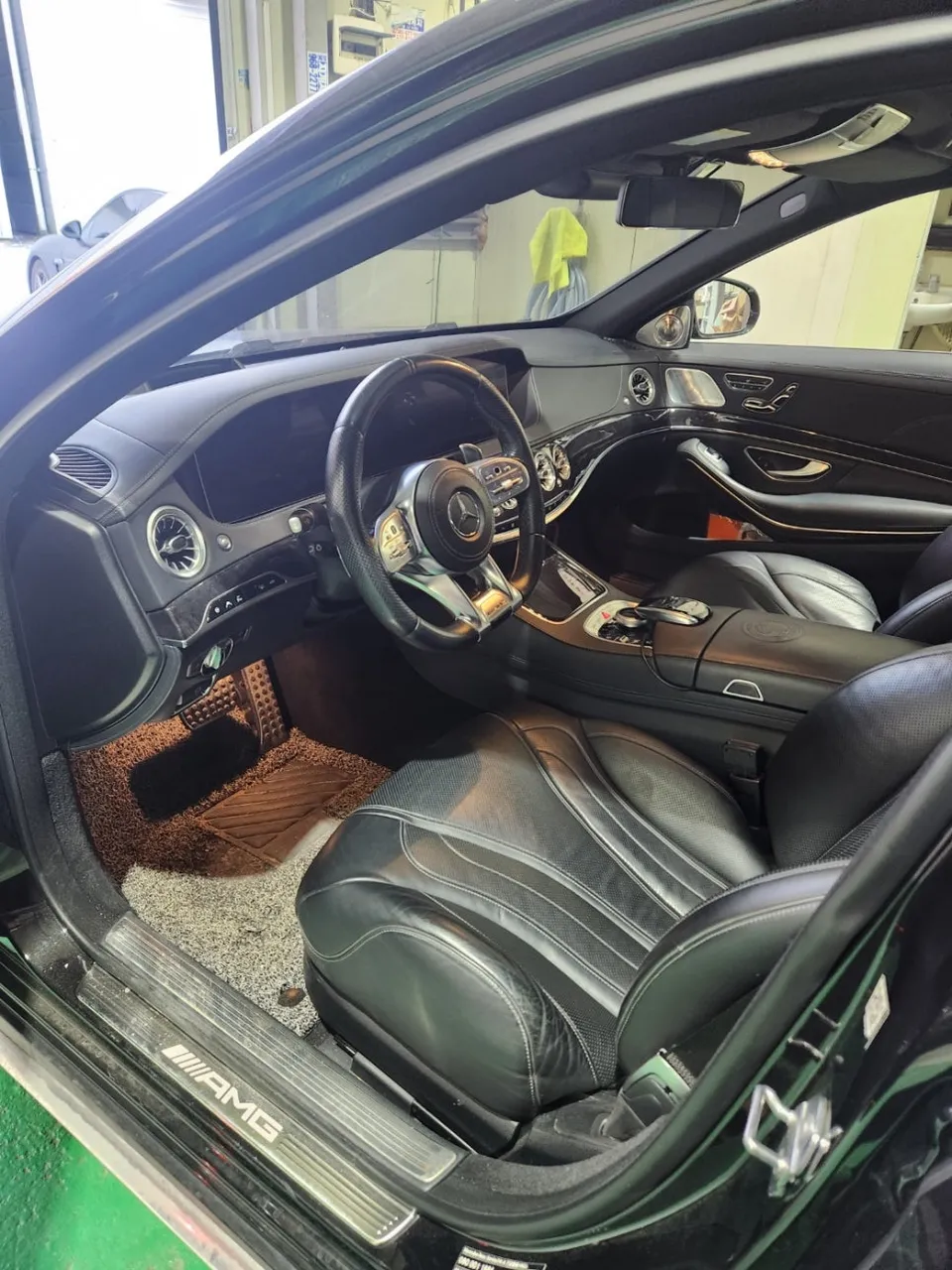 Mercedes-Benz S-Class interior customization review