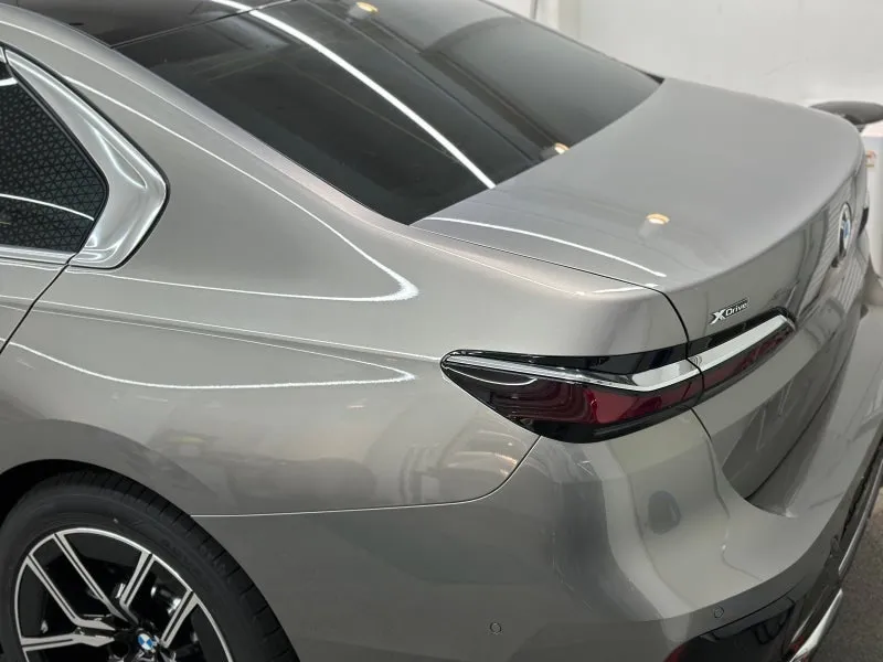 BMW 7 Series ppf - BMW 7 Series PPF Review: Enhanced Gloss & Protection photo 3