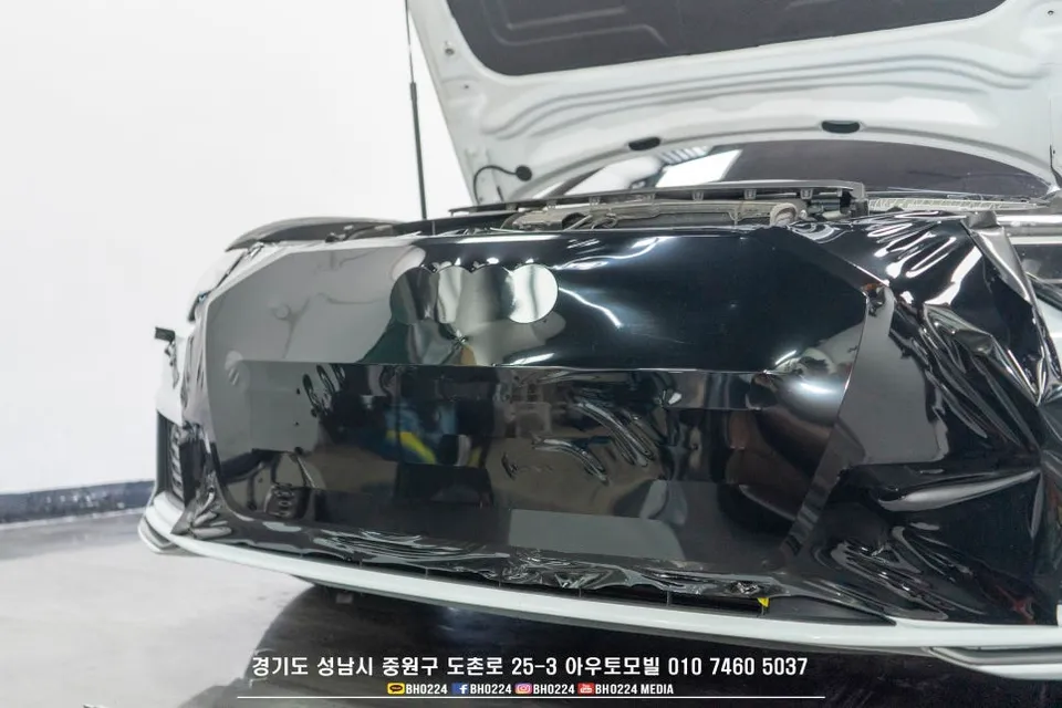Audi A6のカーラッピング事例 施工写真 1-2