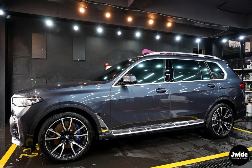 BMW X7のPPF施工事例|費用目安と仕上がり 施工写真 2-1