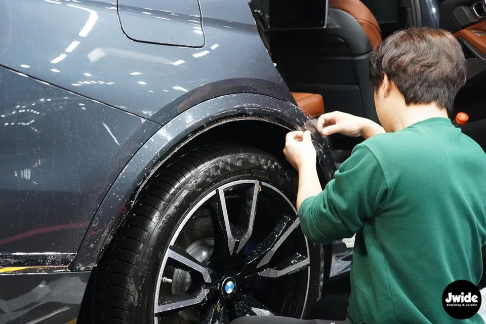 BMW X7のPPF施工事例|費用目安と仕上がり 施工写真 2-3