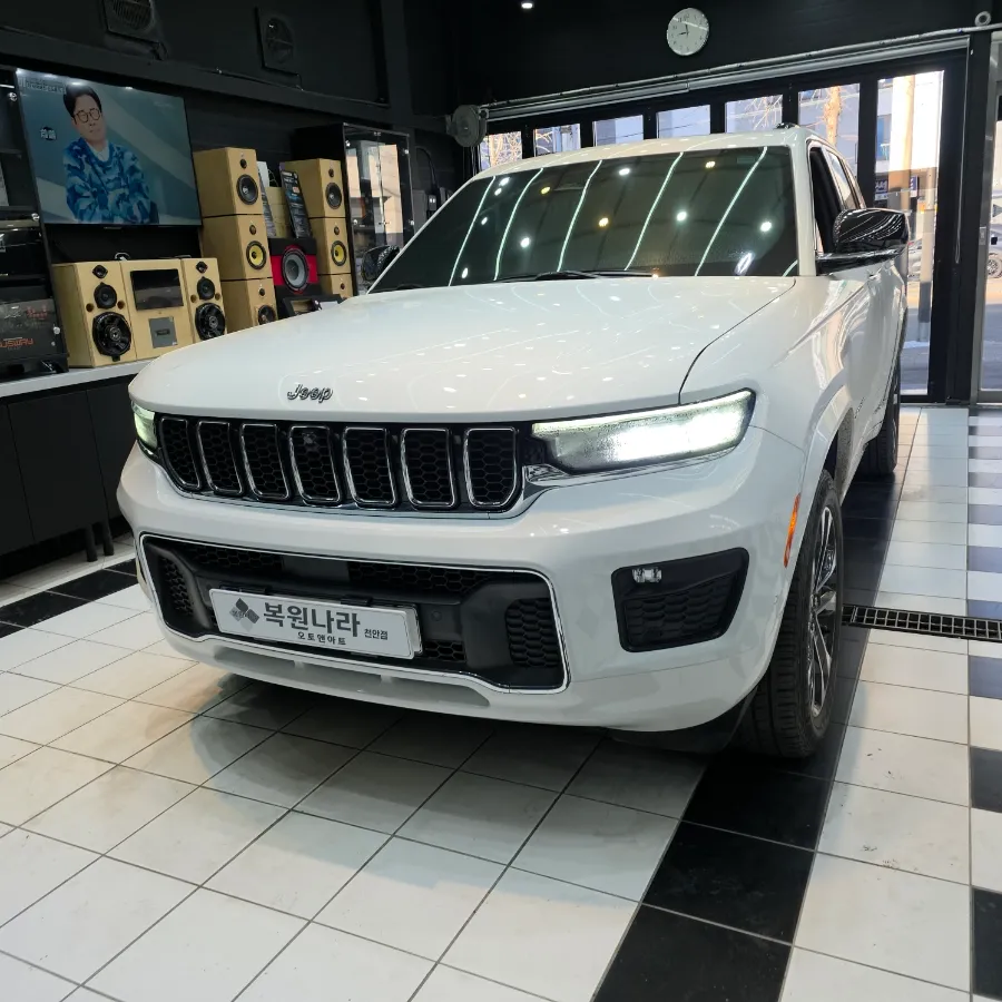Jeep Grand Cherokee Body Repair & Painting Review — Clear Results photo 2