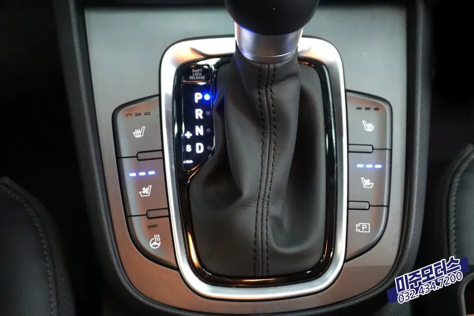 Hyundai Kona seat ventilation - Hyundai Kona Seat Ventilation & Heating Upgrade - Perfect Install photo 4