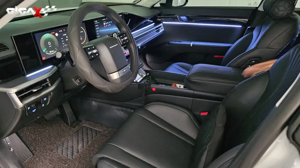 Hyundai Grandeur GN7 Ambient Lighting Review: Cost & Results photo 2