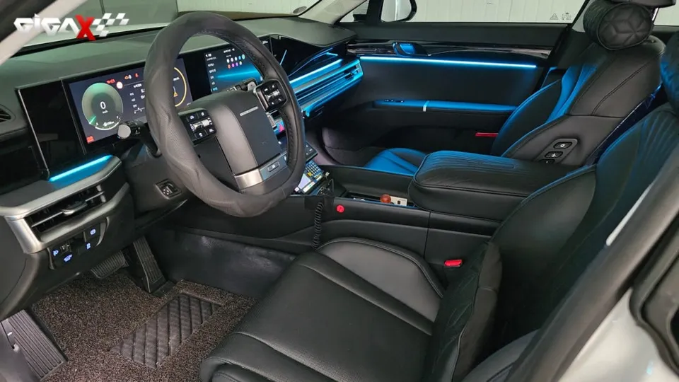 Hyundai Grandeur GN7 ambient lighting - Hyundai Grandeur GN7 Ambient Lighting Review: Cost & Results photo 3