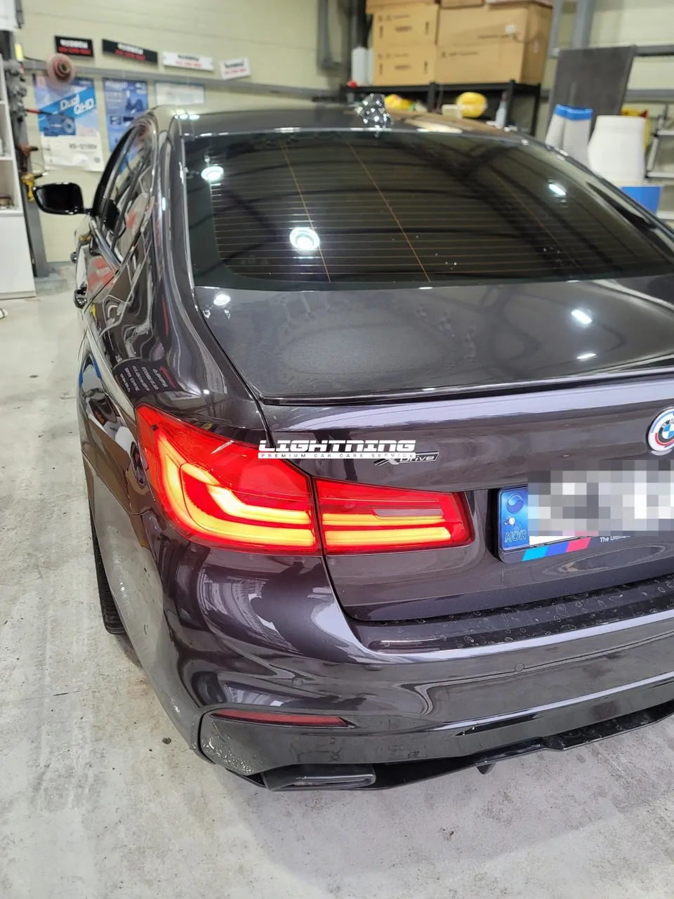 BMW 5 Series body kit - BMW 5 Series Body Kit Installation Review photo 5