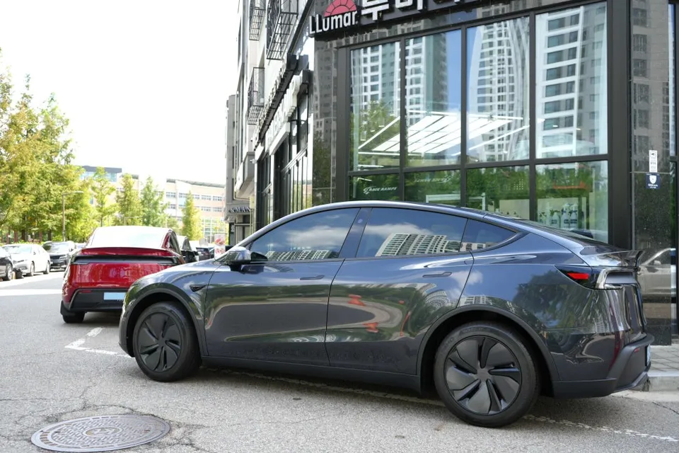 Tesla Model Y window tinting review