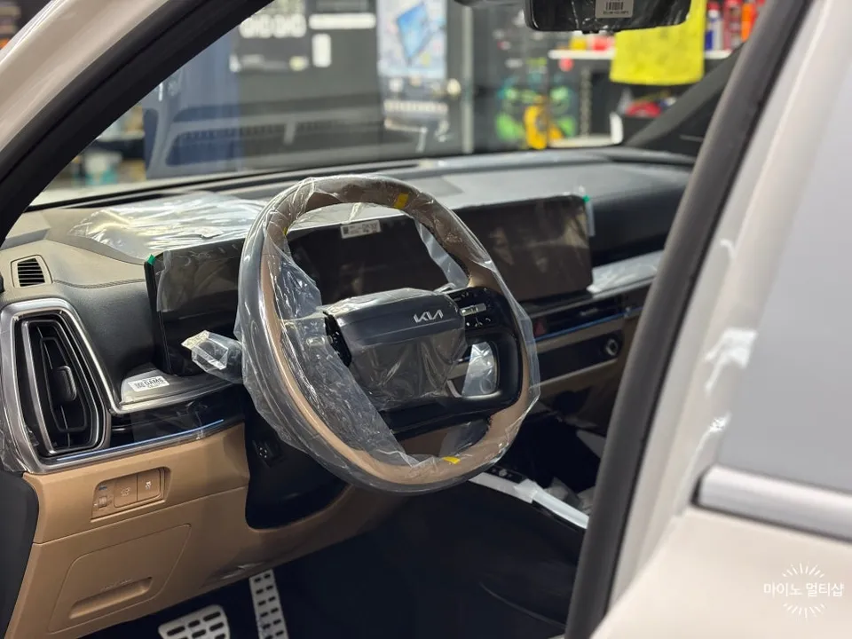 Kia Sorento MQ4のカーフィルム施工事例|費用目安と仕上がり 施工写真 2-1