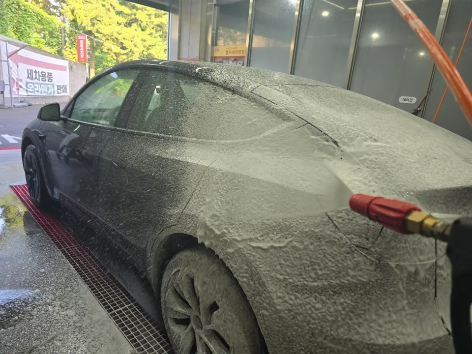 Tesla Model YのPPF施工事例|費用目安・仕上がり 施工写真 4-2