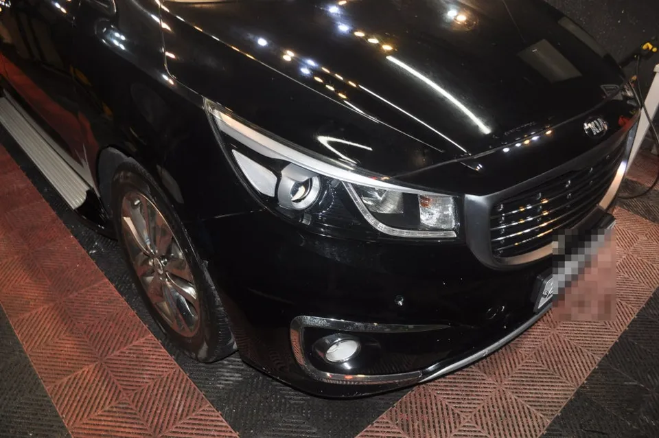 Kia Carnival ceramic coating - Kia Carnival Ceramic Coating Review - Restored Shine photo 4