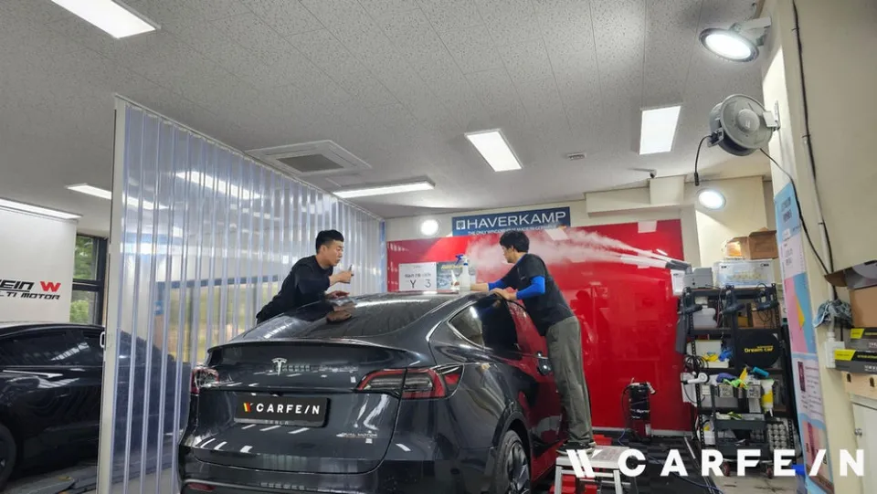 Tesla Model Y PPF施工事例|費用目安と仕上がり 施工写真 3-3