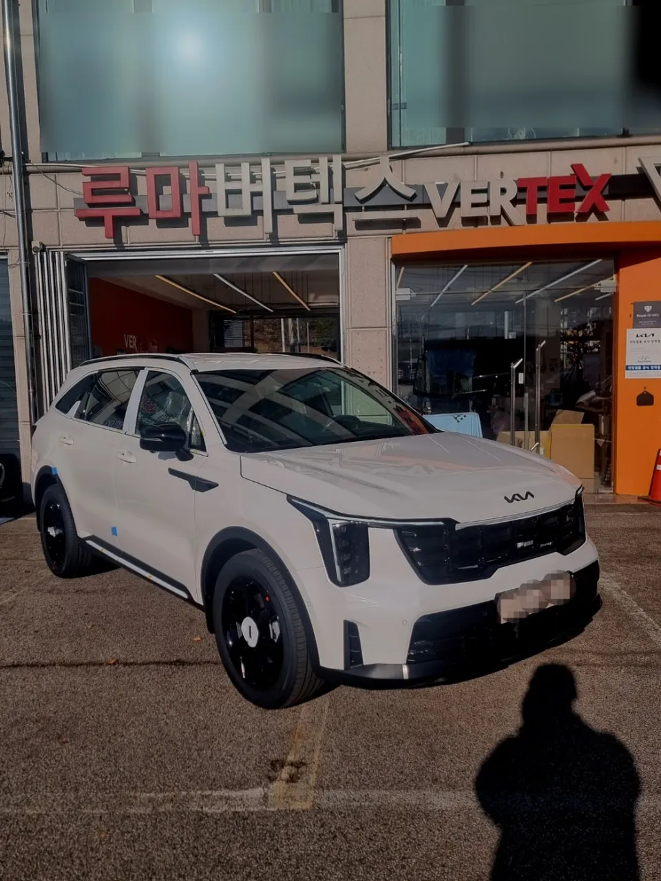 Kia Sorentoのカーフィルム施工事例|費用目安と仕上がり 施工写真 1-1