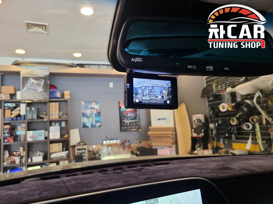 Hyundai Palisadeのドライブレコーダー取付事例 施工写真 1-1
