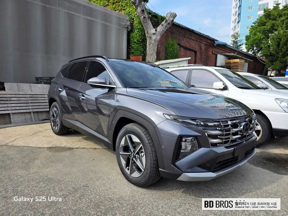 Hyundai Tucson NX4のカーフィルム施工事例｜費用目安・仕上がり 施工写真 2-2