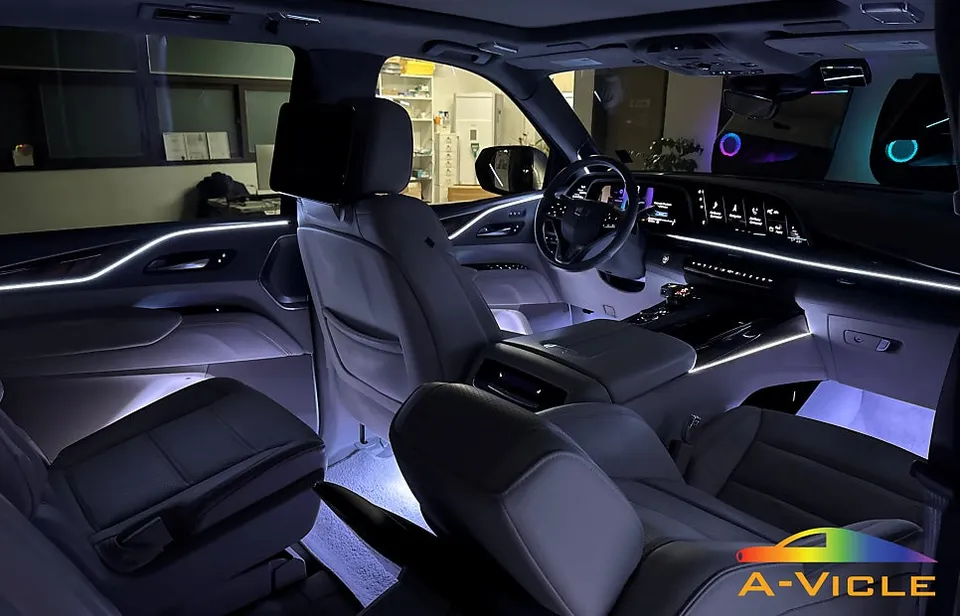 Cadillac Escalade ambient lighting installation result