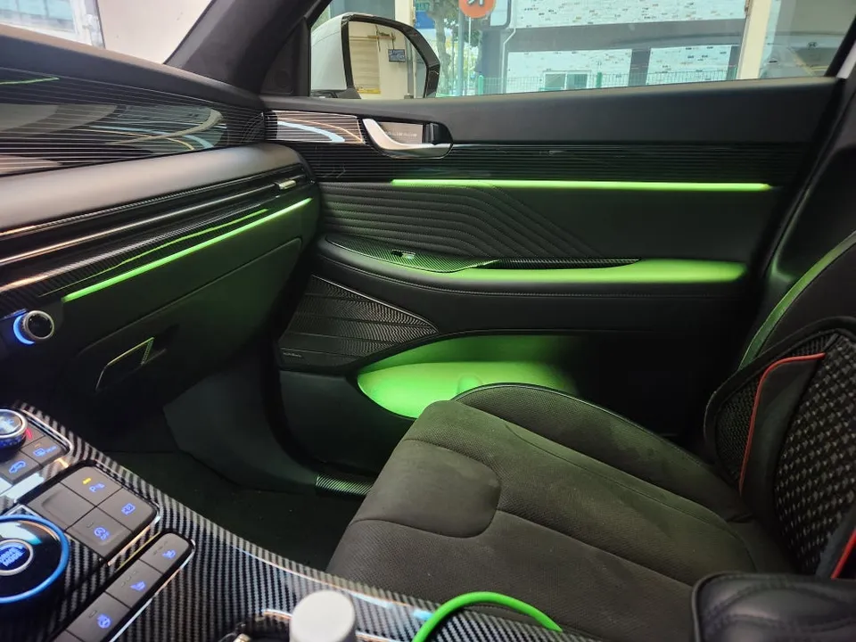 Hyundai Palisade Ambient Lighting Review — Enhanced Interior Mood photo 2