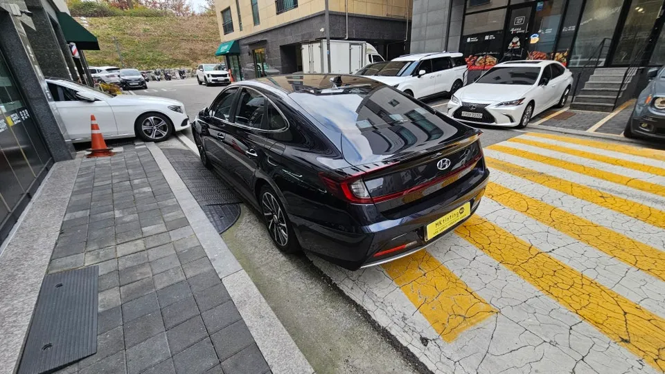 Hyundai Sonata DN8のカーフィルム施工事例｜明るい視界と快適性 施工写真 3-2