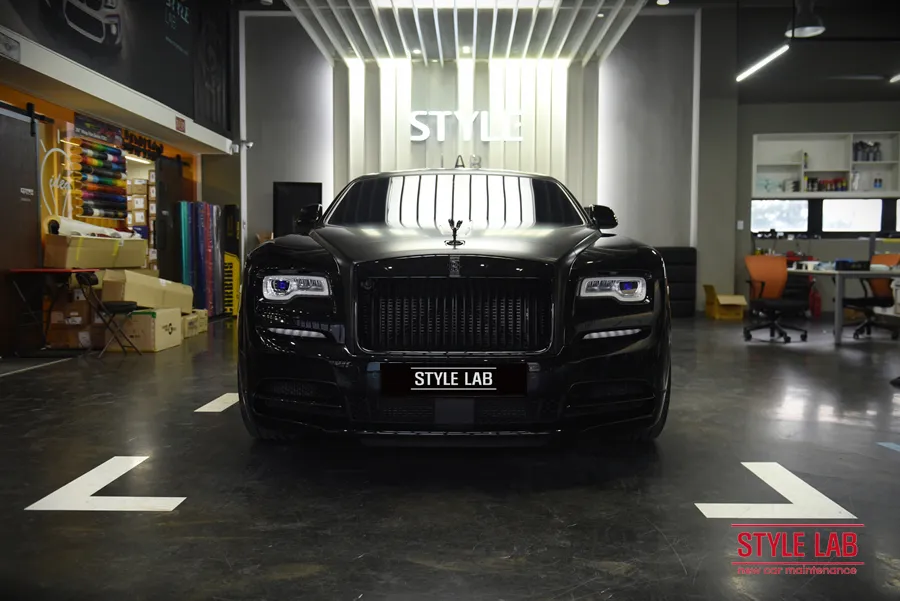 Rolls-Royce Wraithのカーラッピング事例|費用目安・仕上がり 施工写真 1-2