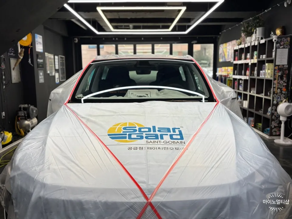 Tesla Model Y カーフィルム施工事例｜費用目安・仕上がり 施工写真 5