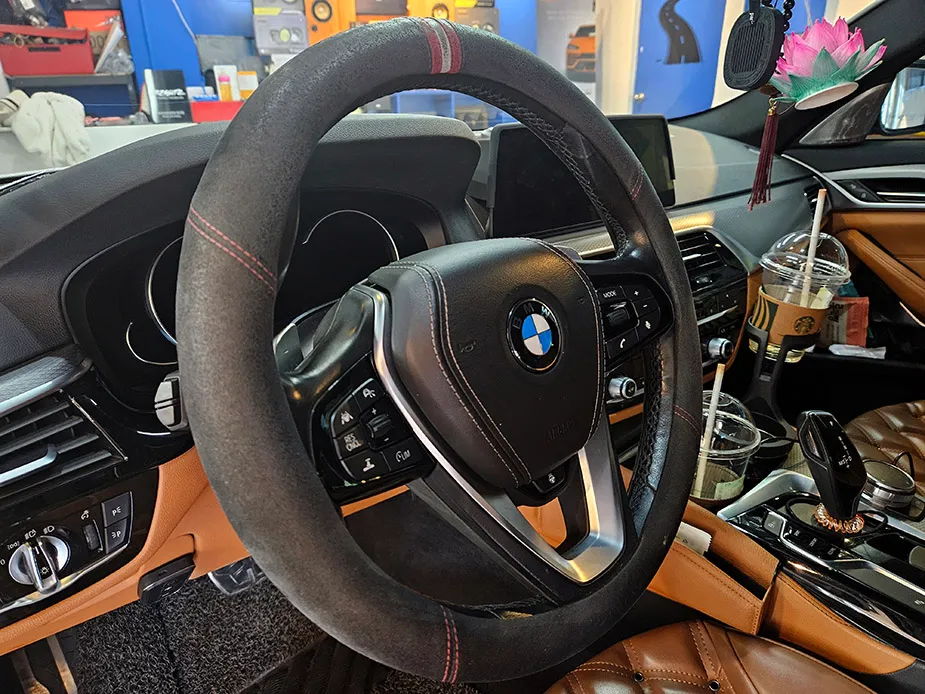 BMW 5 Series G30 body repair - BMW G30 5 Series BC Button Repair Review — Affordable Fix photo 4