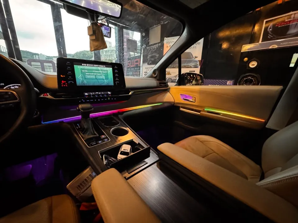 Toyota Sienna ambient lighting - Toyota Sienna Ambient Lighting Review: Cost & Results photo 4
