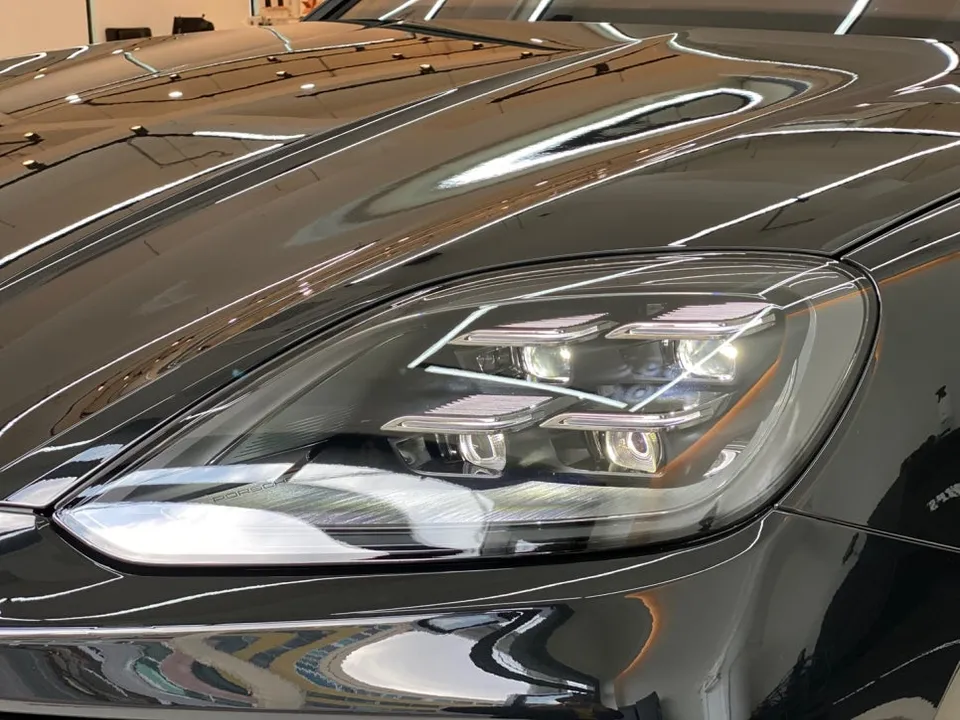 Porsche Cayenne CoupeのPPF施工事例|費用目安・仕上がり 施工写真 1-3