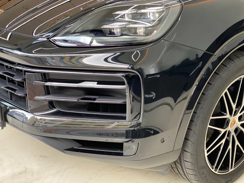 Porsche Cayenne CoupeのPPF施工事例|費用目安・仕上がり 施工写真 2-3
